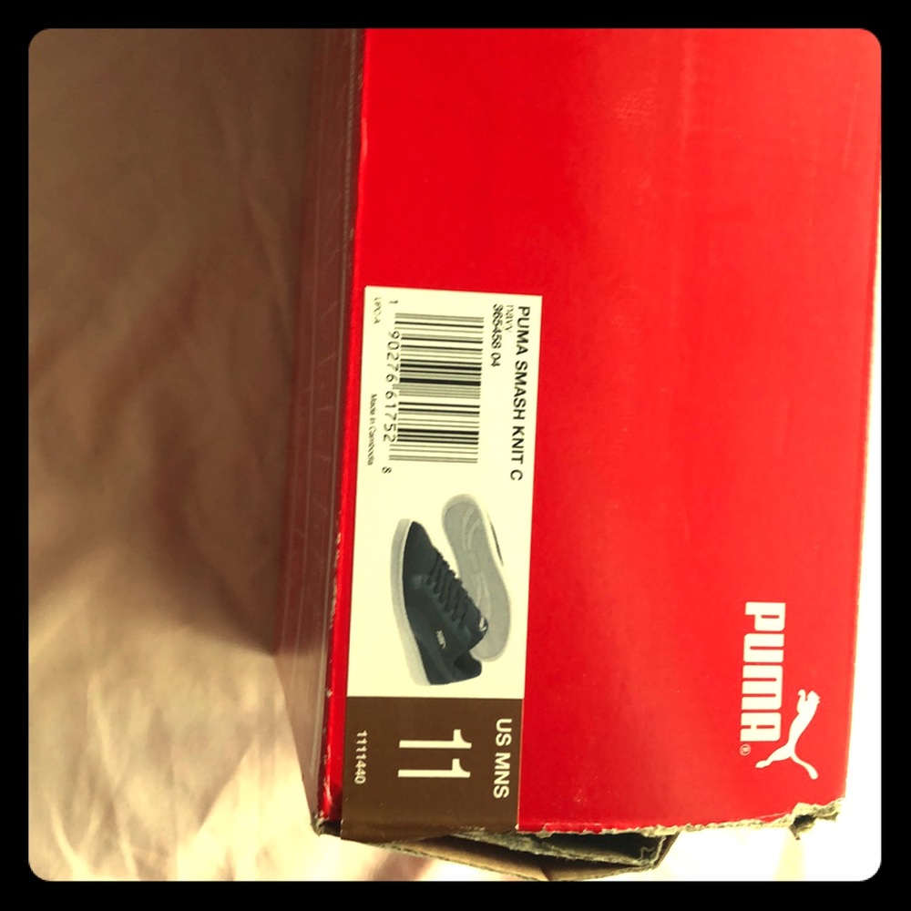 New in the box, Navy Puma Sneakers, Men, 11